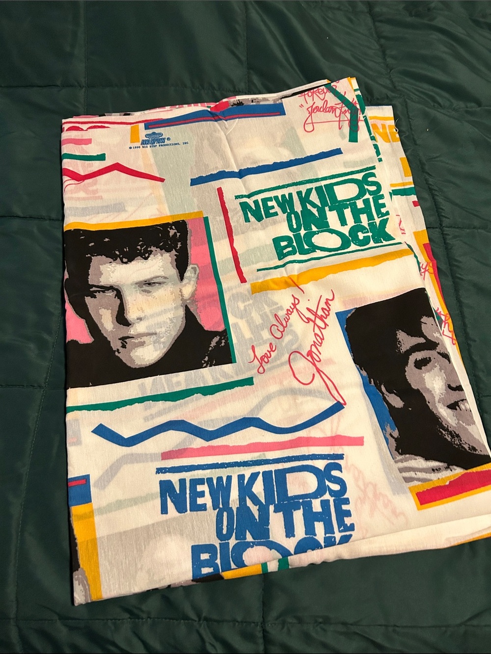New Kids On The Block Vintage Graphic FLAT SHEET ONLY  ( twin size )